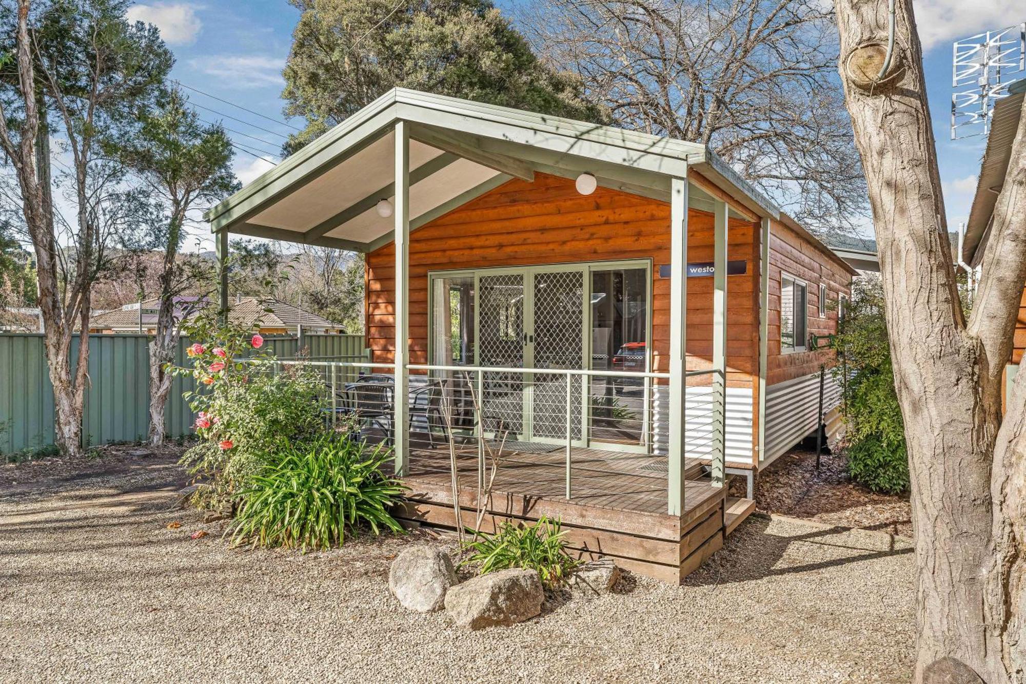 Big4 Tasman Holiday Parks - Bright Buitenkant foto